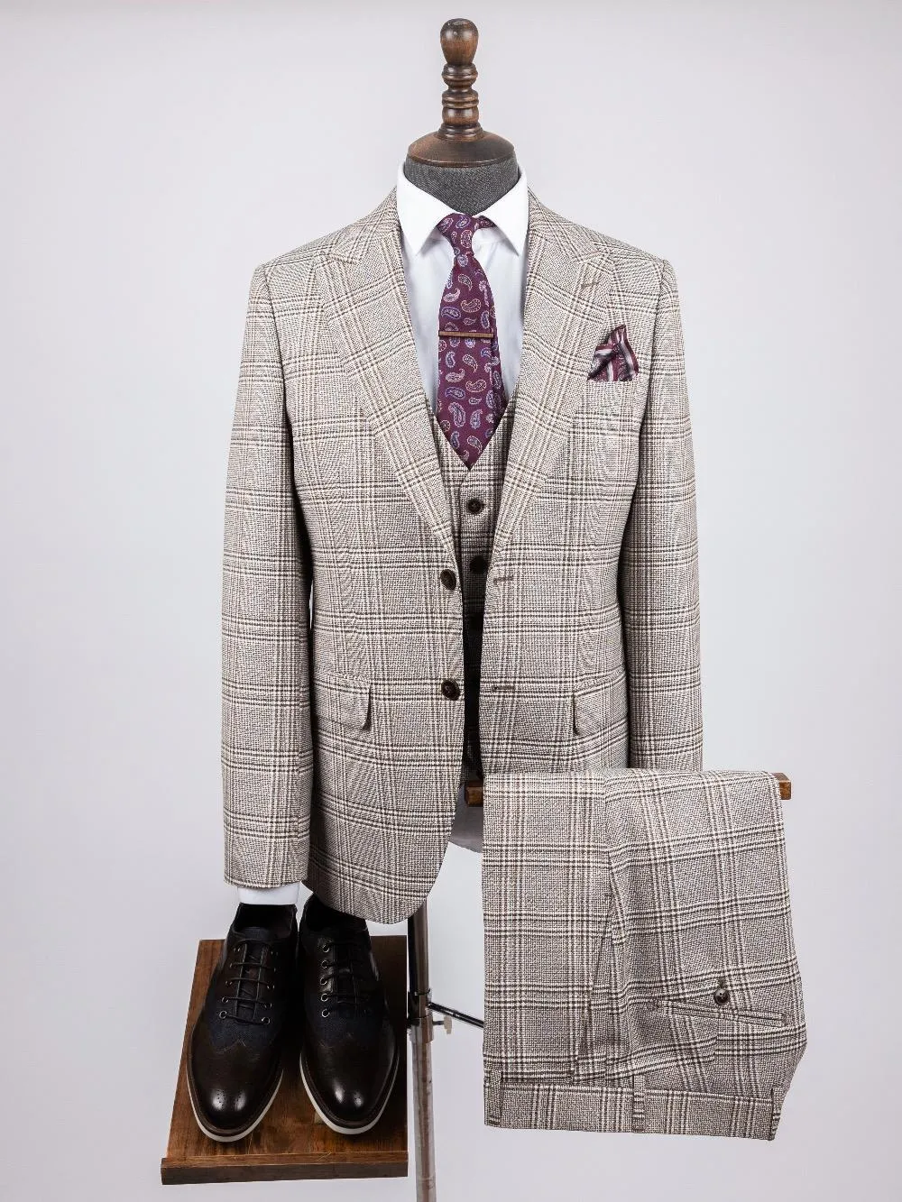 Conner  Cream Set Blazer Linen Suit