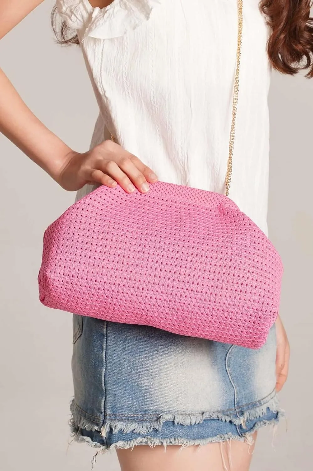 Crochet Clutch Summer Beach Purse Women 2025 Evening Handbag Woven Chain Crossbody Dumpling Knit Cloud Bag
