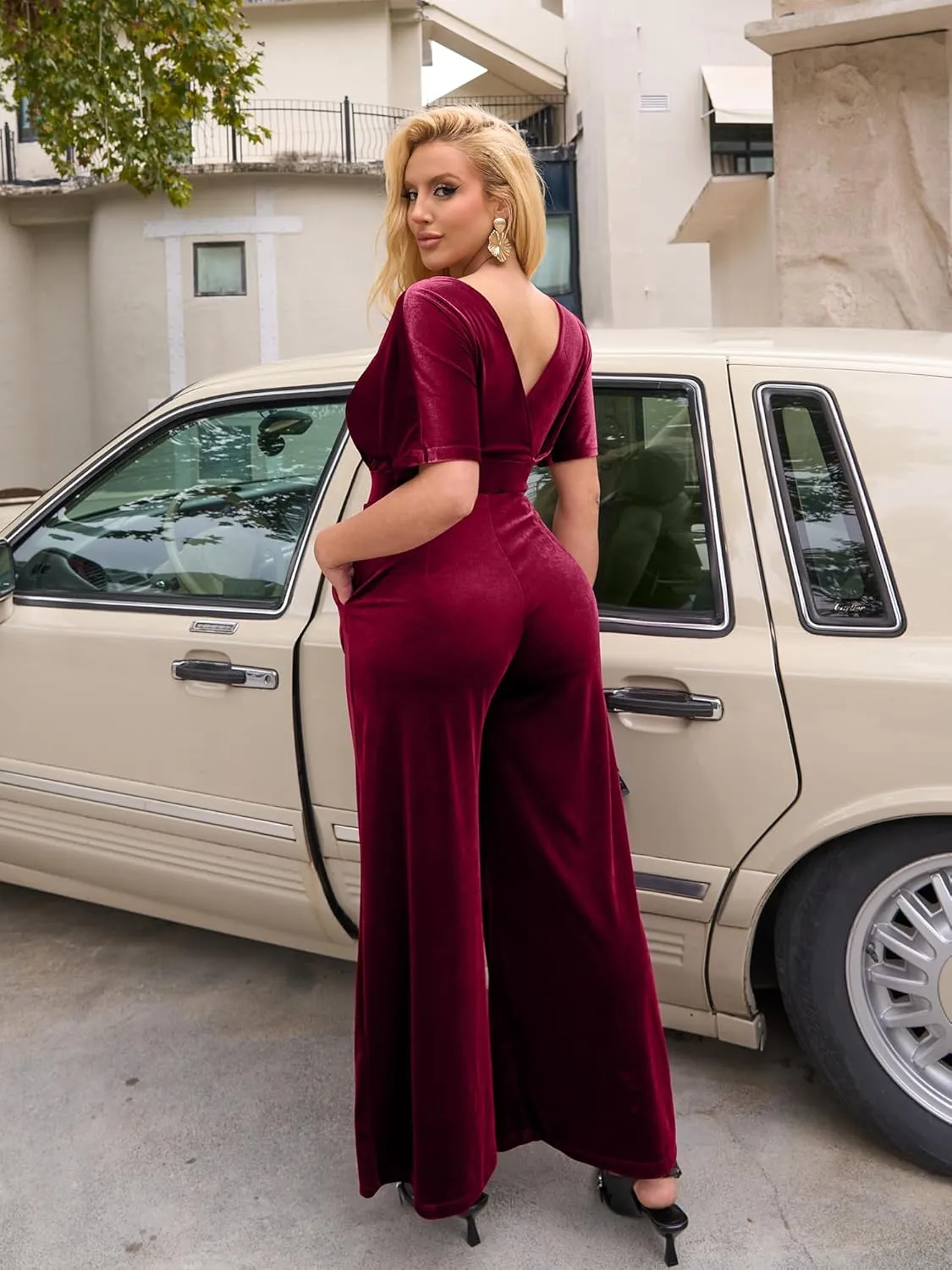DAAWENXI Women's Casual Velvet V Neck Short Sleeve Jumpsuits Long Wide Pants One Piece Romper with Pocket
