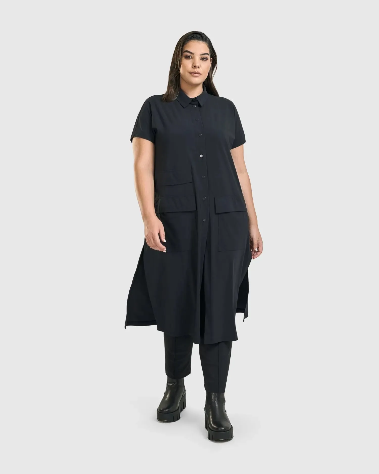 Matrix Short Sleeve Duster, Black