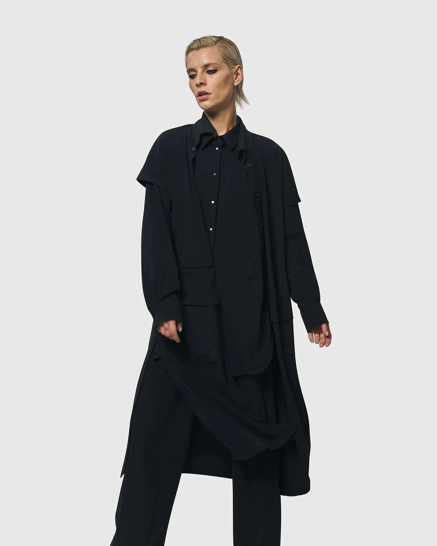 Matrix Short Sleeve Duster, Black