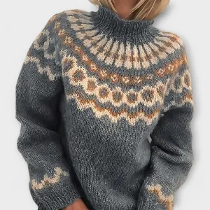 Vera Cozy Turtleneck Sweater